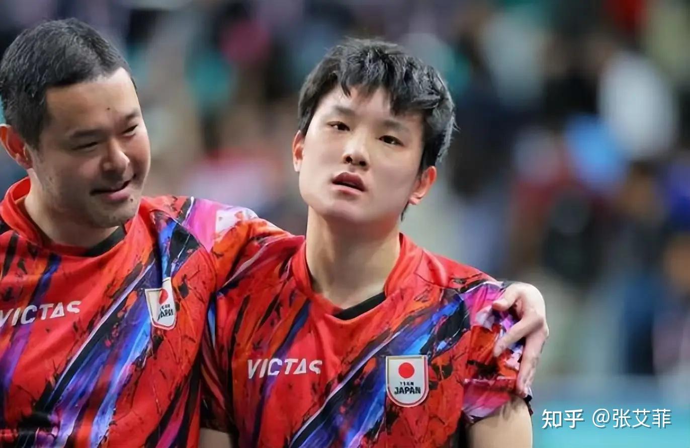 TL力克C9,Uzi操刀奇招英雄翻盘焦点之战入围赛,点燃全场激情 TL力克C9,Uzi操刀奇招英雄翻盘焦点之战入围赛,点燃全场激情